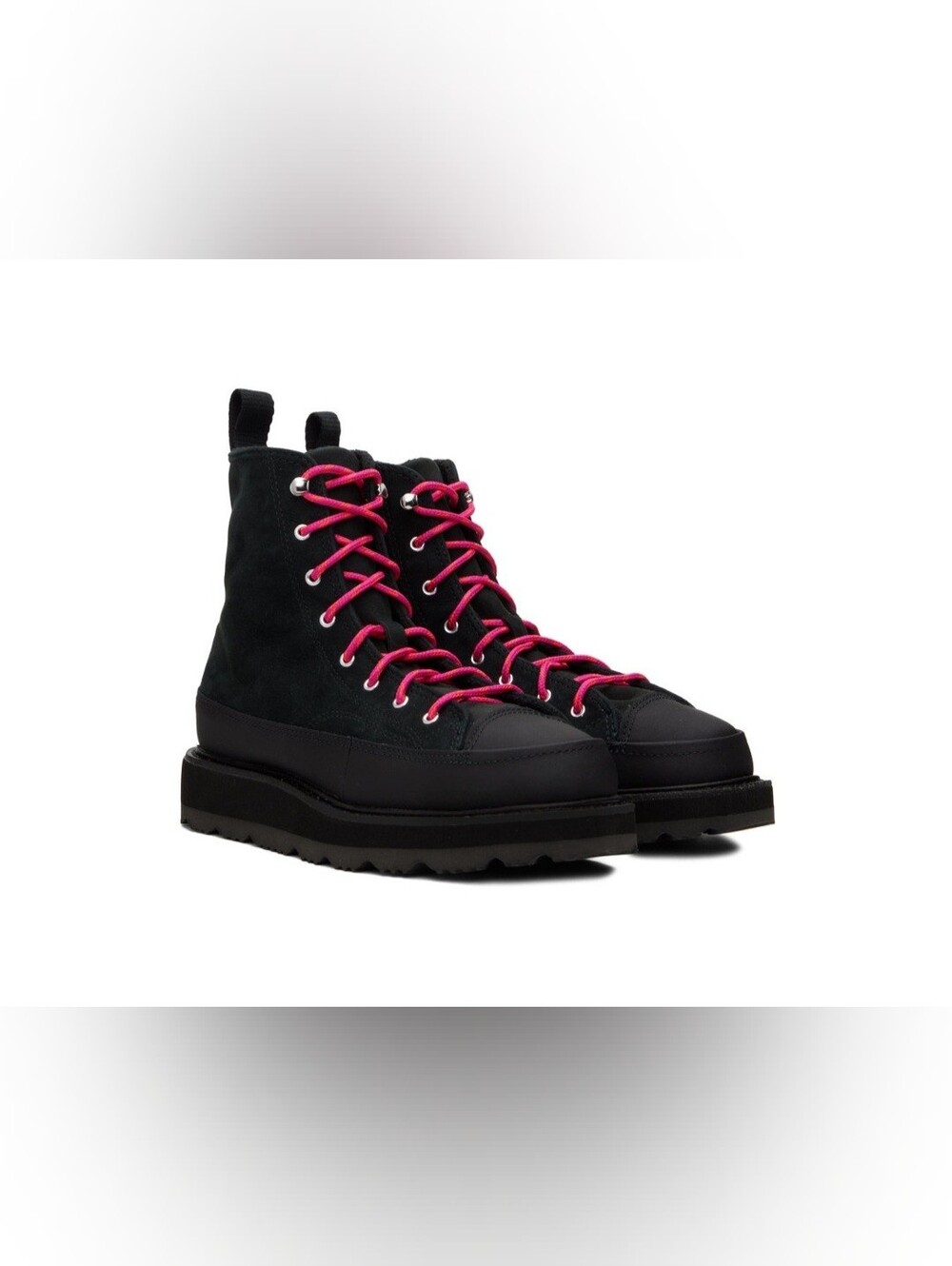 Women (UNISEX) Chuck Taylor Crafted Boot HI  w/ Pink & Black Laces